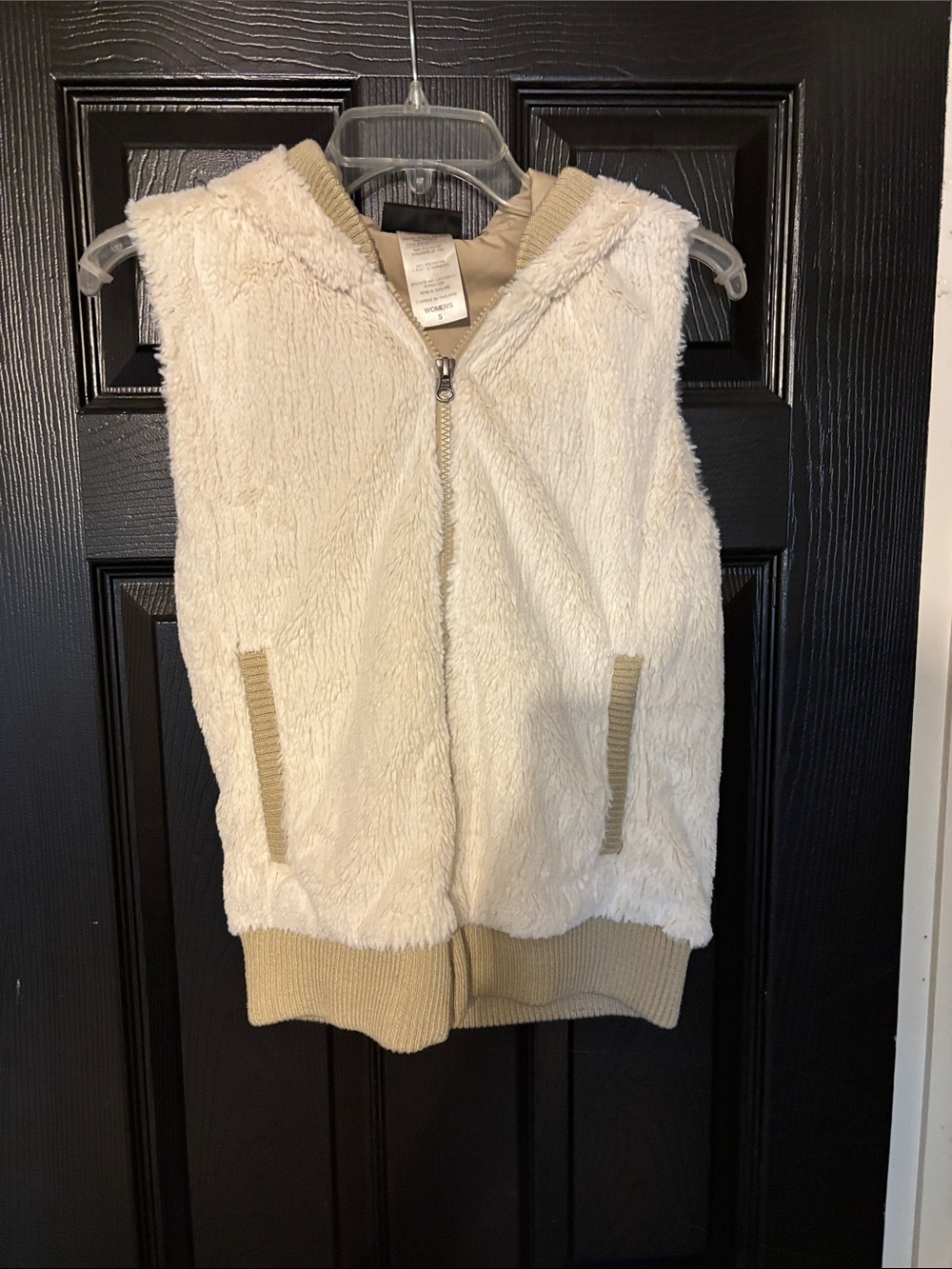 Patagonia Cream Sherpa Hooded Vest with Zip